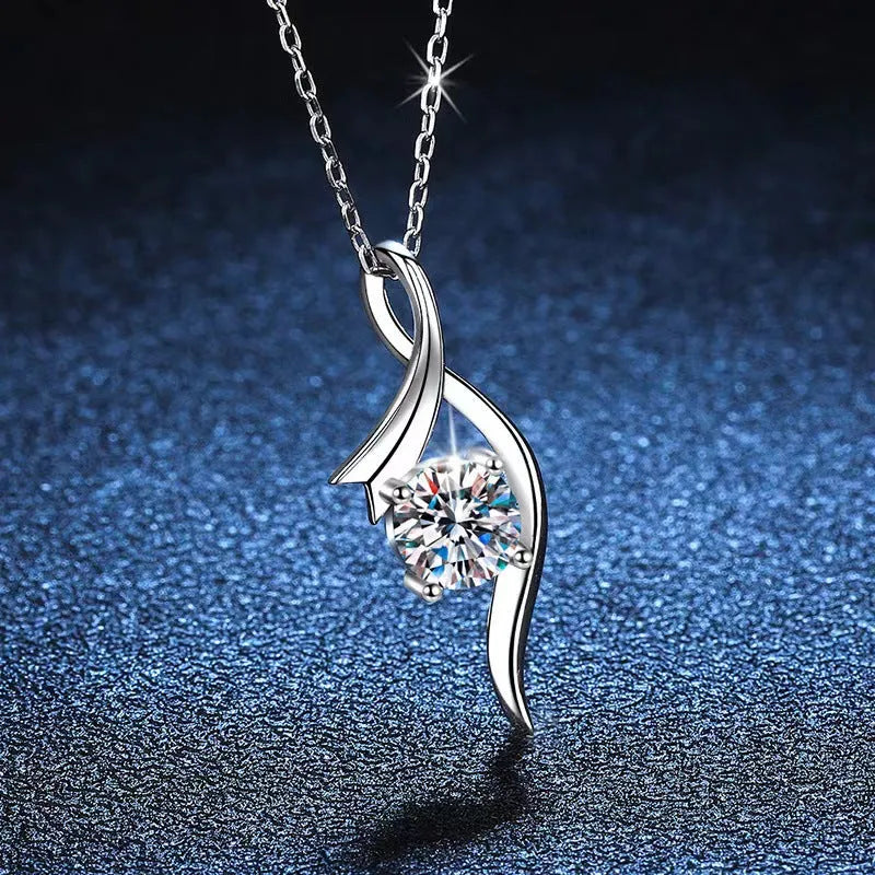 925 sterling silver necklace with four-claw 1 carat moissanite round geometric pendant on O-shaped chain, white gold colour
