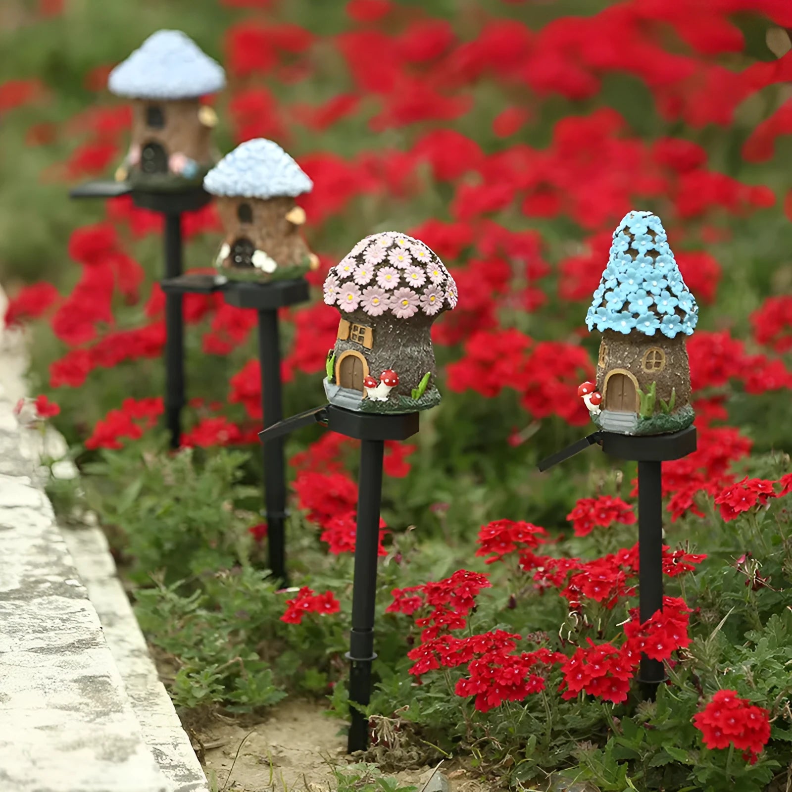 Outdoor LED garden light with flower shape design and solar resin construction