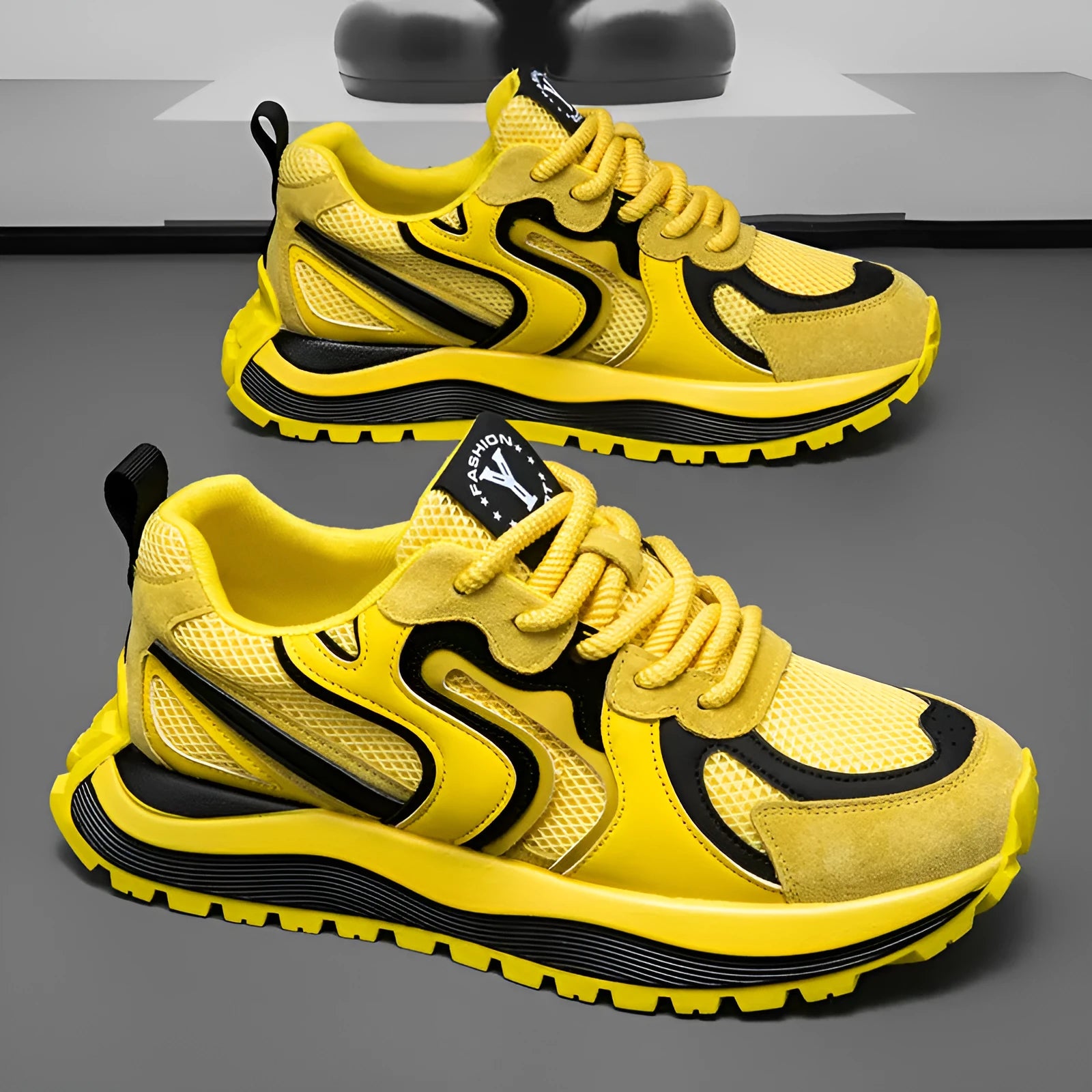 Men's casual sneakers with mesh panels and synthetic leather upper in three colour options
