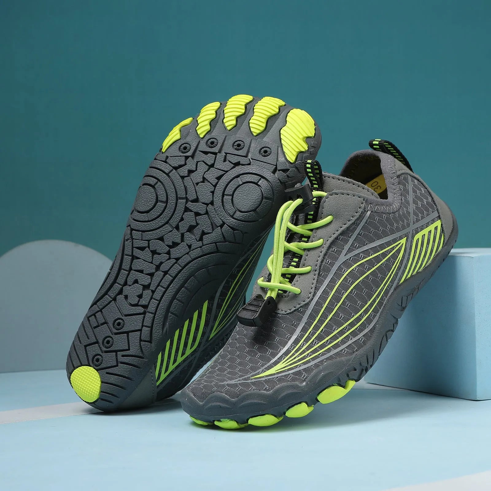 Children's quick-dry water shoes with non-slip rubber soles in multiple colours