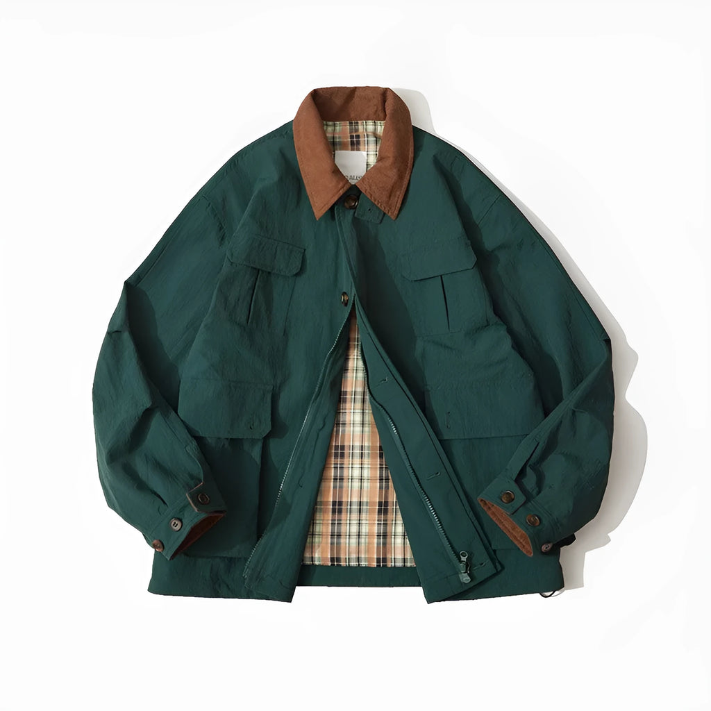 Casual jacket in contrasting colour block design with side seam pockets and long sleeves