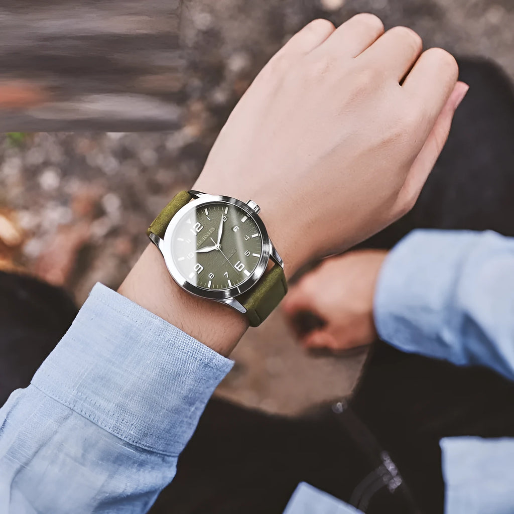 Men's automatic mechanical watch with leather strap and stainless steel case