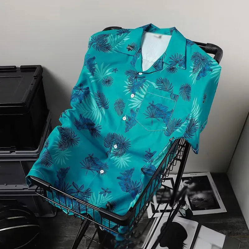 Men's green printed Hawaii beach shirt with loose fit and short sleeves, front view