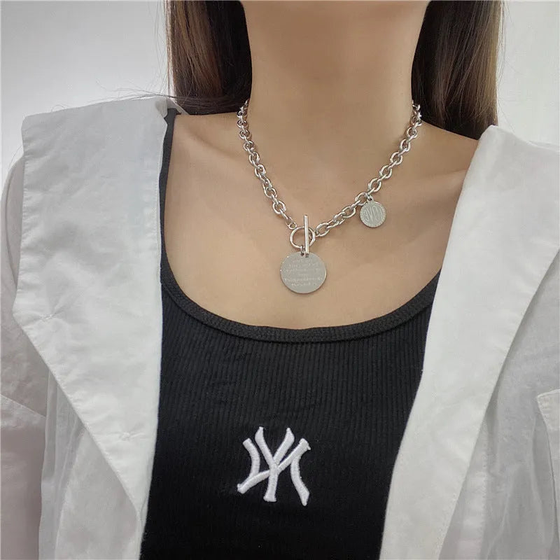 Round titanium steel necklace with box chain and baking varnish finish, adjustable from 21cm to 50cm