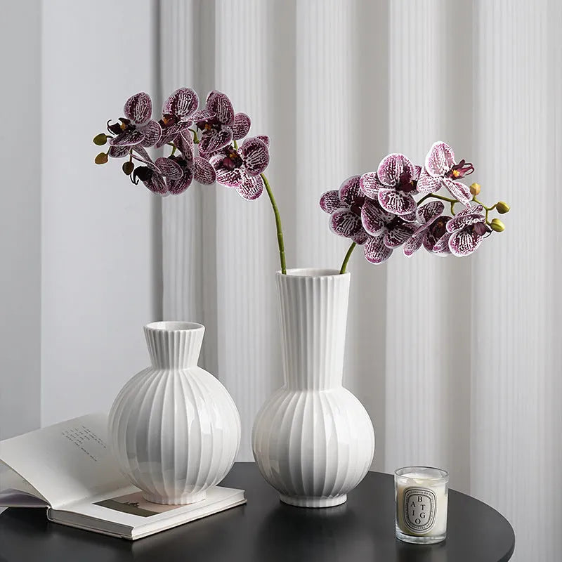 Ceramic ball vase with American country stripes and floral decoration for living room table