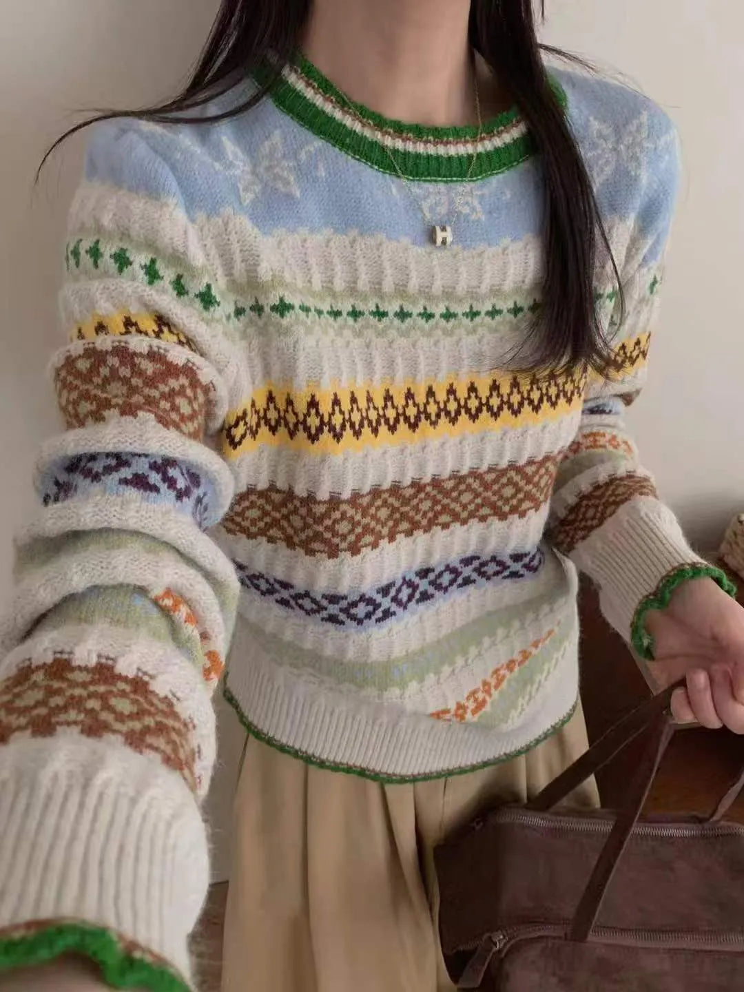 Women's loose jacquard knitted sweater pullover with retro art splicing in polyester cashmere blend