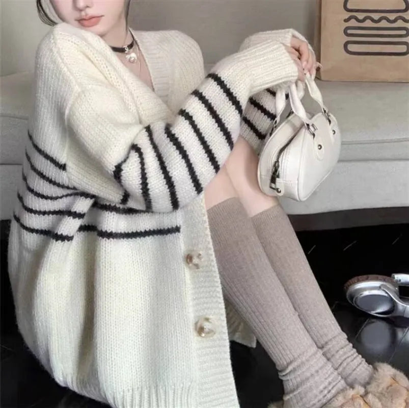 Polyester collar button cardigan with 3D pattern in Japanese Korean casual style