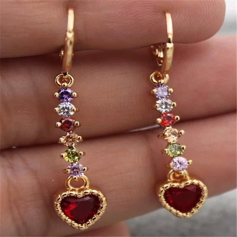 Women's heart-shaped earrings in gold or silver colour with alloy construction and electroplated finish