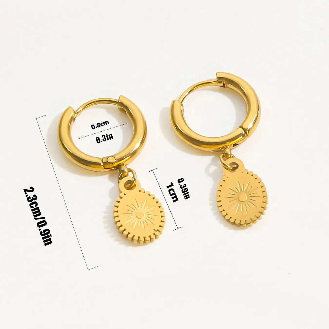 A pair of geometric stainless steel ear button earrings with an ellipse detail, shown in colour XY-EH005.