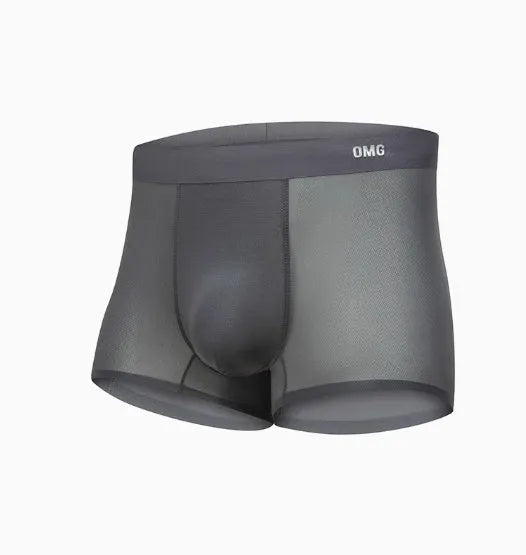 Seamless antibacterial fitness shorts in four colours with dual-fabric construction for workouts