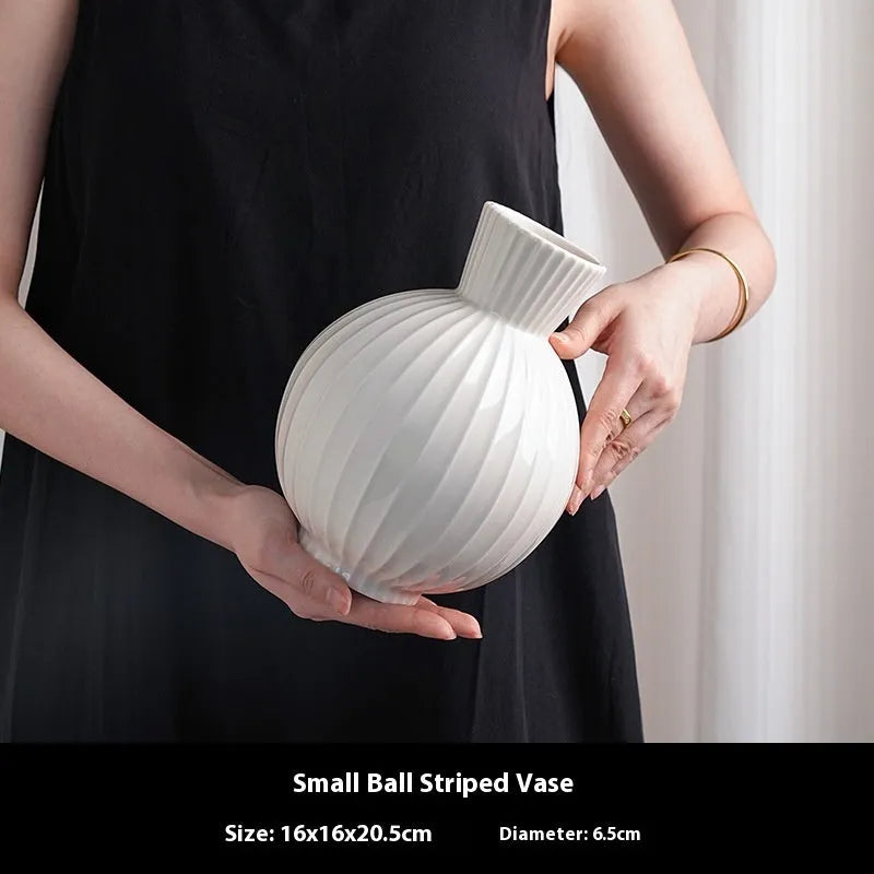 Ceramic ball vase with American country stripes and floral decoration for living room table