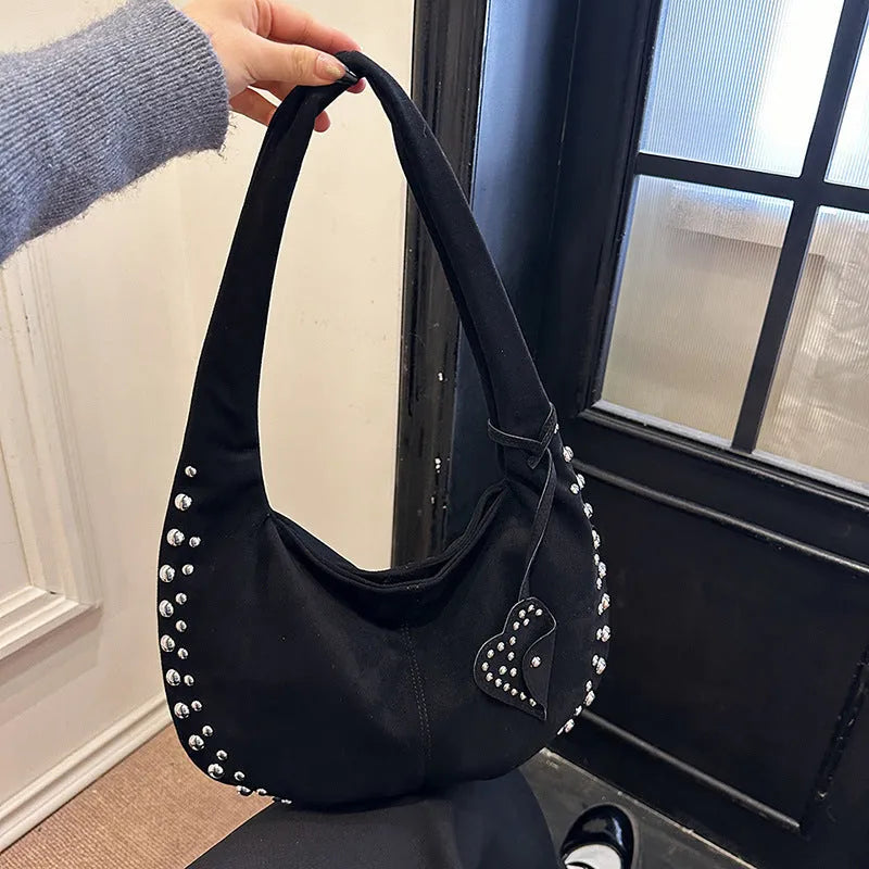 Soft plush underarm tote handbag in European American retro style, strapless design