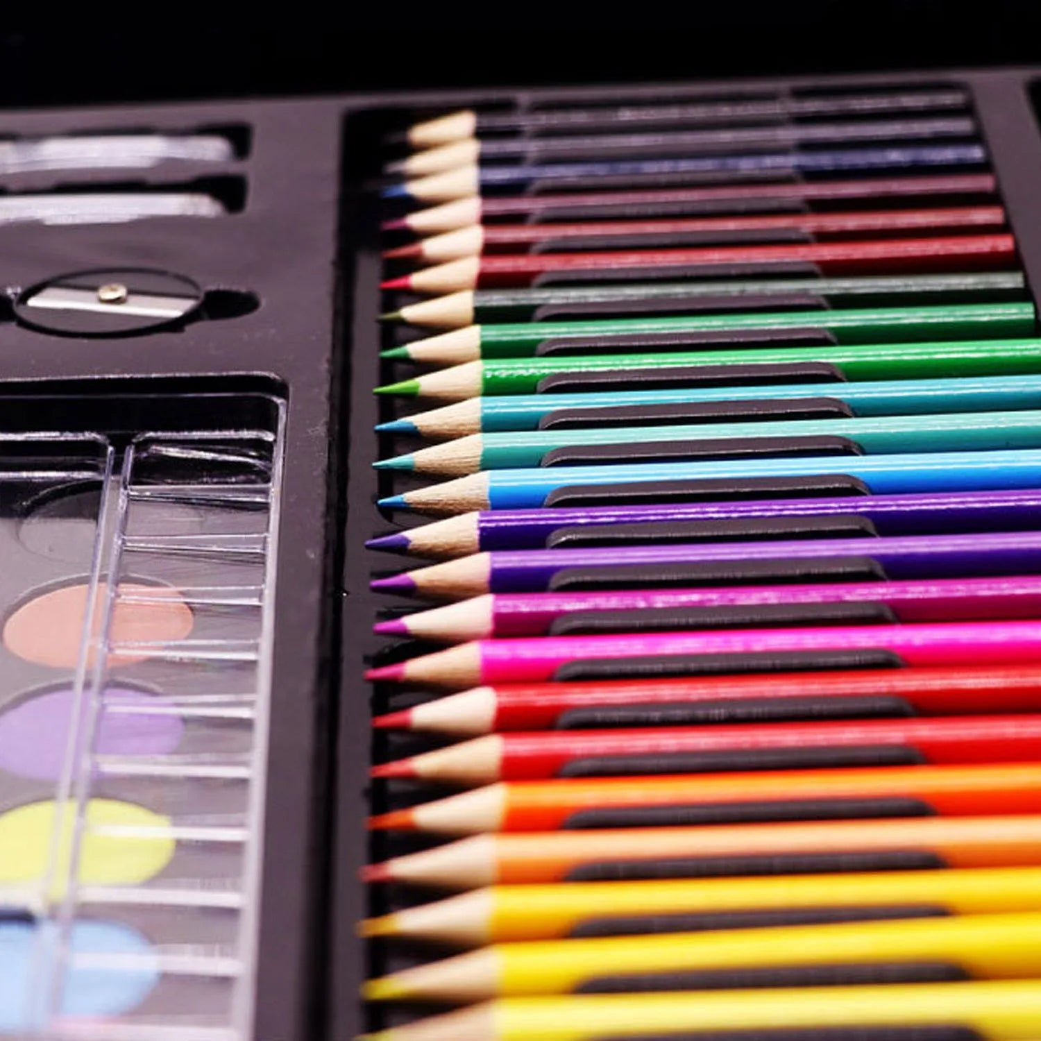 168-piece watercolour pen set in black plastic case with oil pastels and brushes