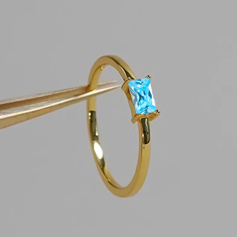Sapphire blue zircon bracelet ring with geometric oval love heart design on copper base