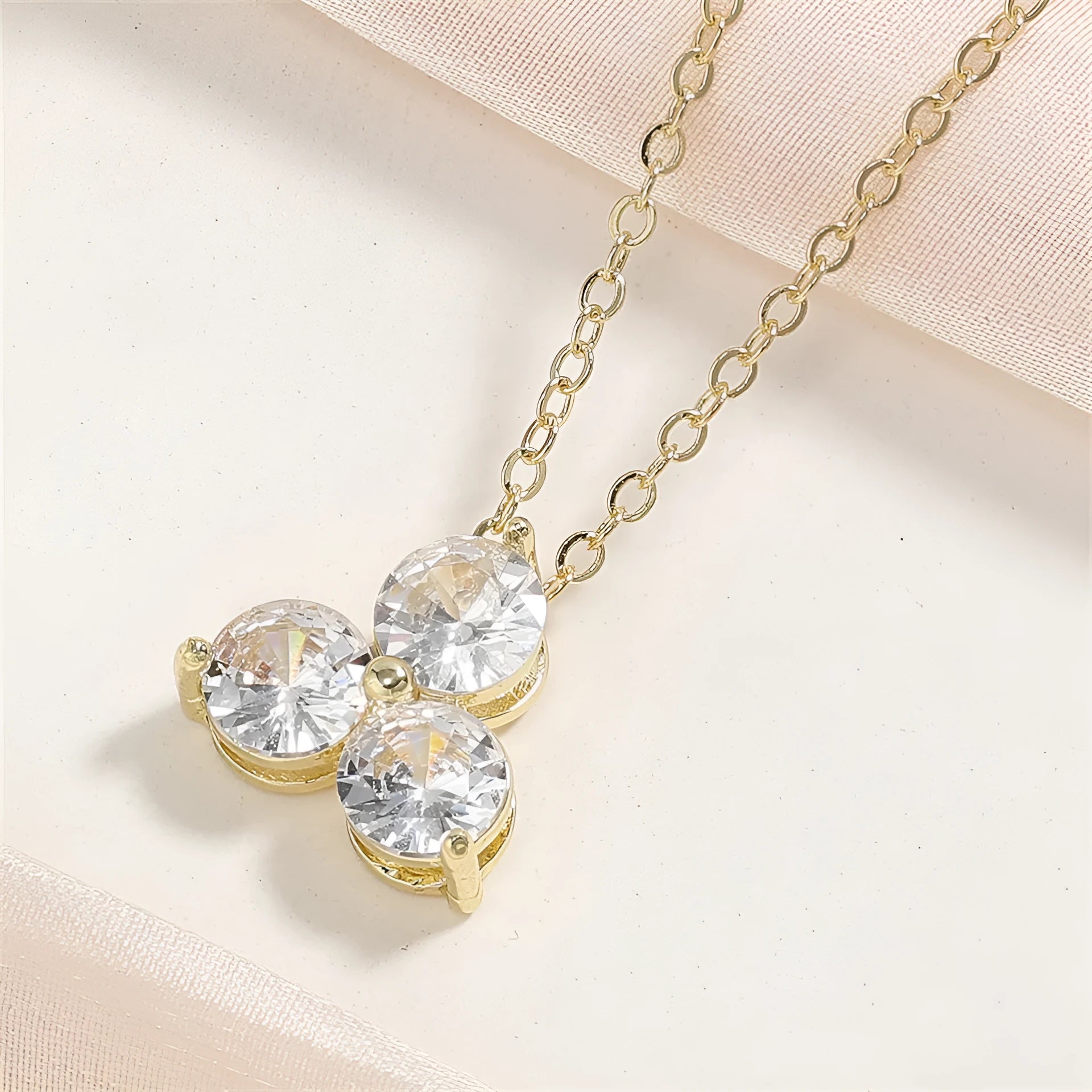 Tassel long necklace with electroplated copper water wave chain and round alloy pendant