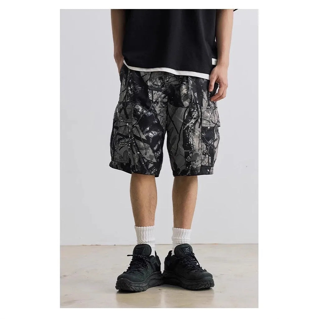 Men's loose straight-leg denim shorts with elastic waist in black or army green colour