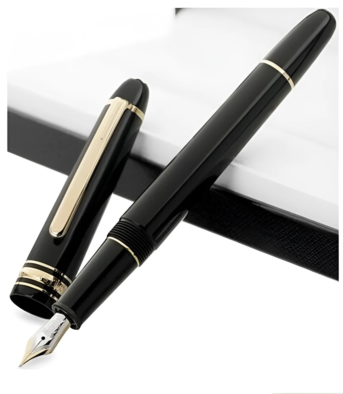 Two-colour nib fountain pen with 0.7mm iridium tip, resin metal barrel, glossy finish, and black gold clip