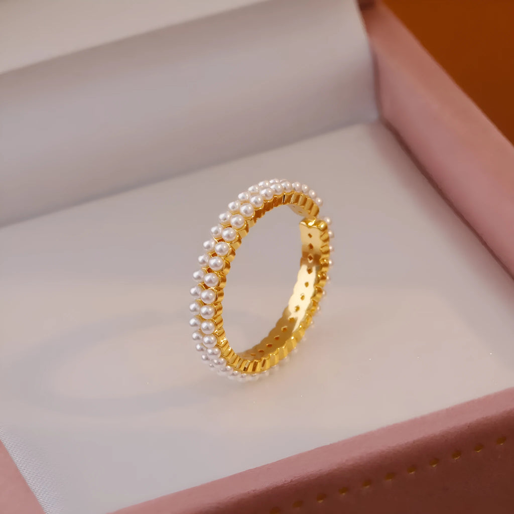 Gold electroplated copper geometry ring with open mouth design for women