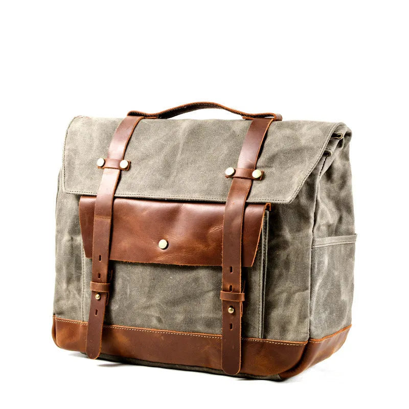 Camel Bag Knight vintage cotton messenger bag showing internal pockets and 40cm width dimensions