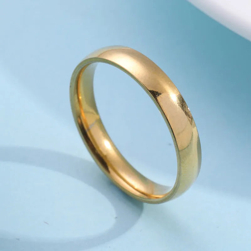 Glossy unisex alloy couple ring in silver with electroplated finish