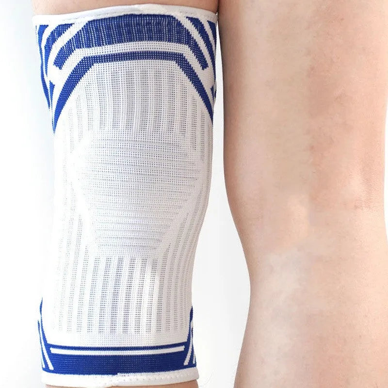 Adult cotton knee pads in blue colour for basketball and running sports protection