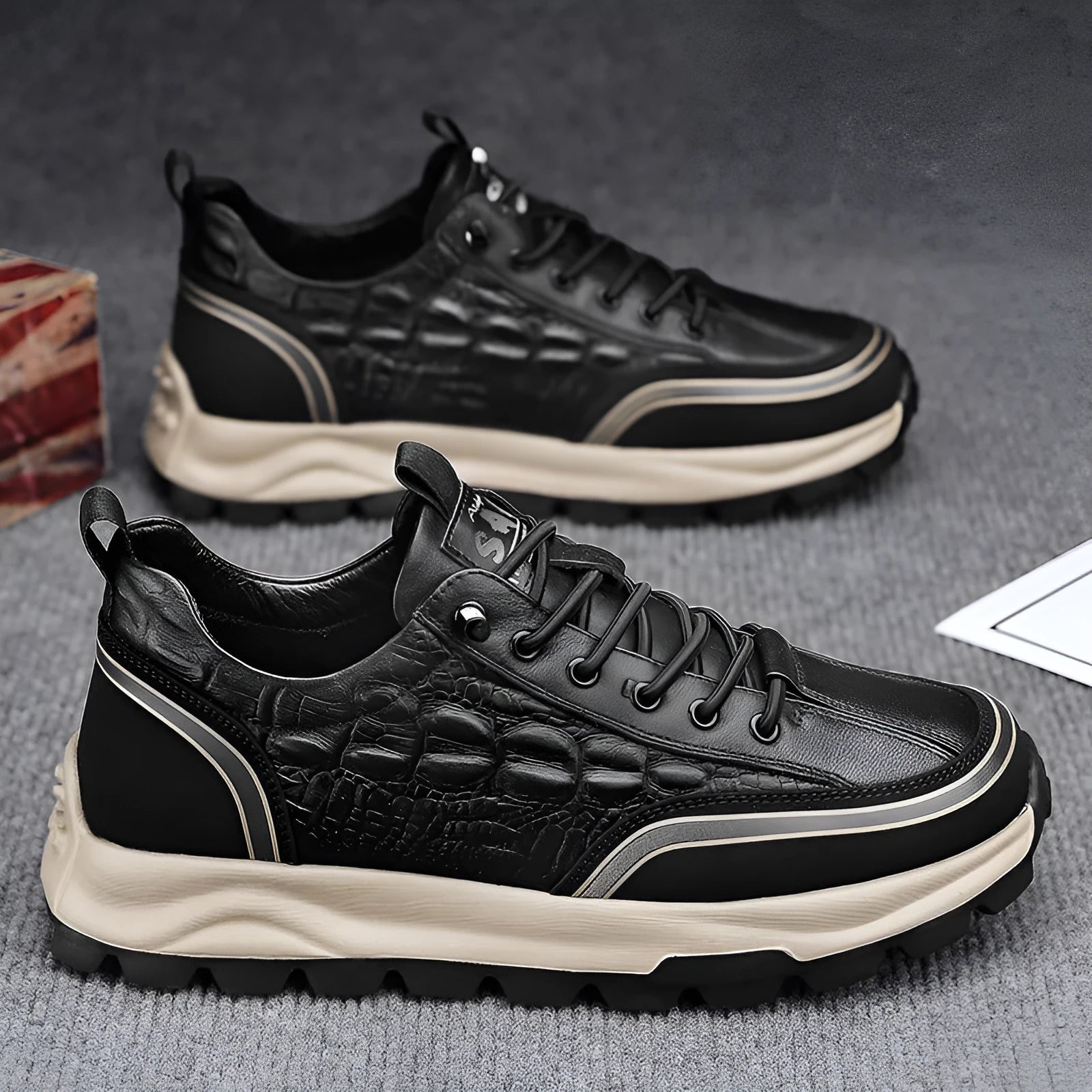 Men's business casual flat leather shoes round toe lacing low heel artificial PU black brown