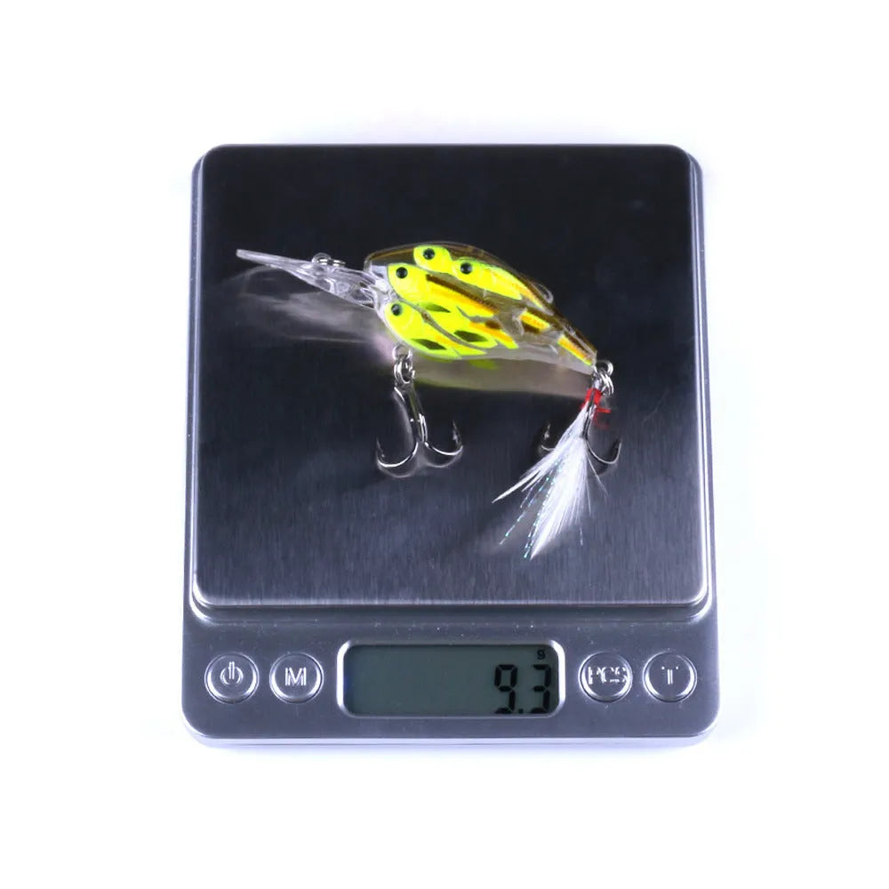 7.5 cm hard plastic fishing lure with fish feather hook in multiple colour options