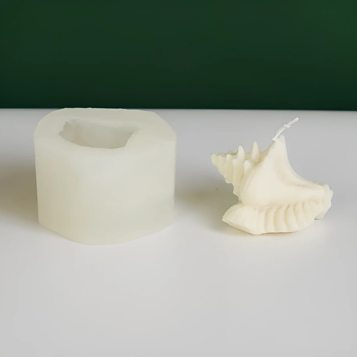 White silicone conch shaped mold for resin and candle crafts, 10.5cm irregular 3D design