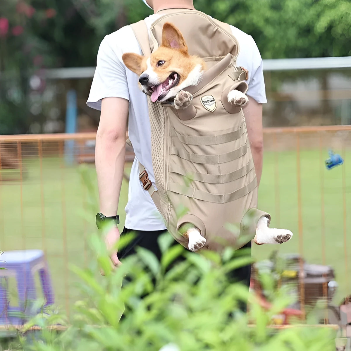 Khaki polyester breathable pet backpack carrier for medium dogs, available in sizes M and L