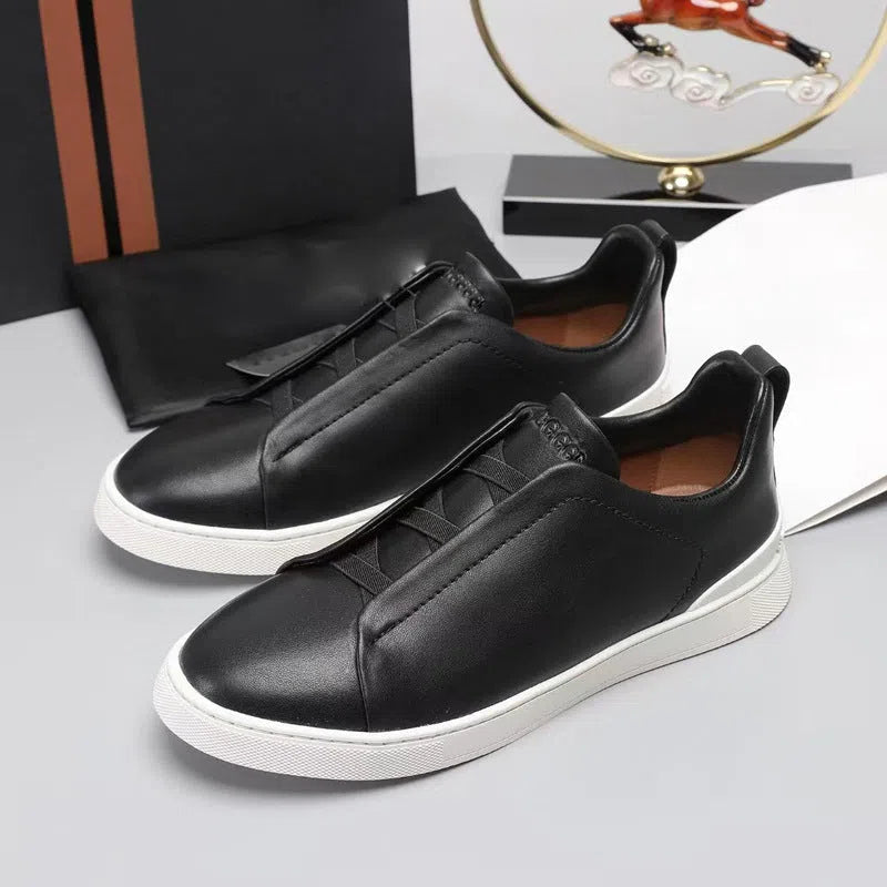 Men's genuine leather cross-strap casual shoes flat heel round toe front lace-up cowhide upper rubber outsole
