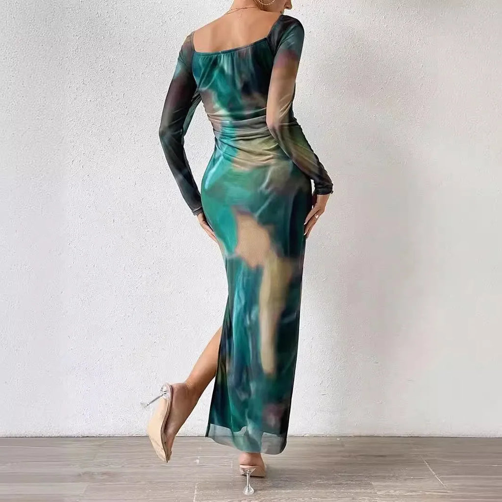 Women's printed pleated fishtail dress with gradient colour mesh fabric and square collar