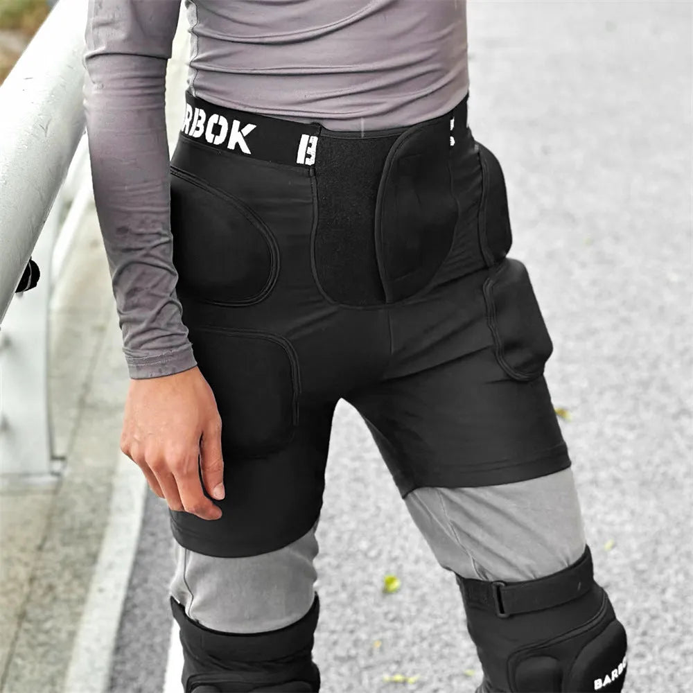 Black roller skating hip pads with removable NBR foam protection for adults