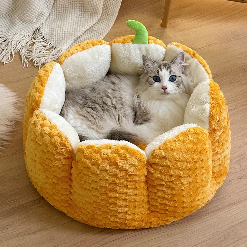Halloween pumpkin-shaped pet nest bed for cats and dogs with removable cover in two sizes