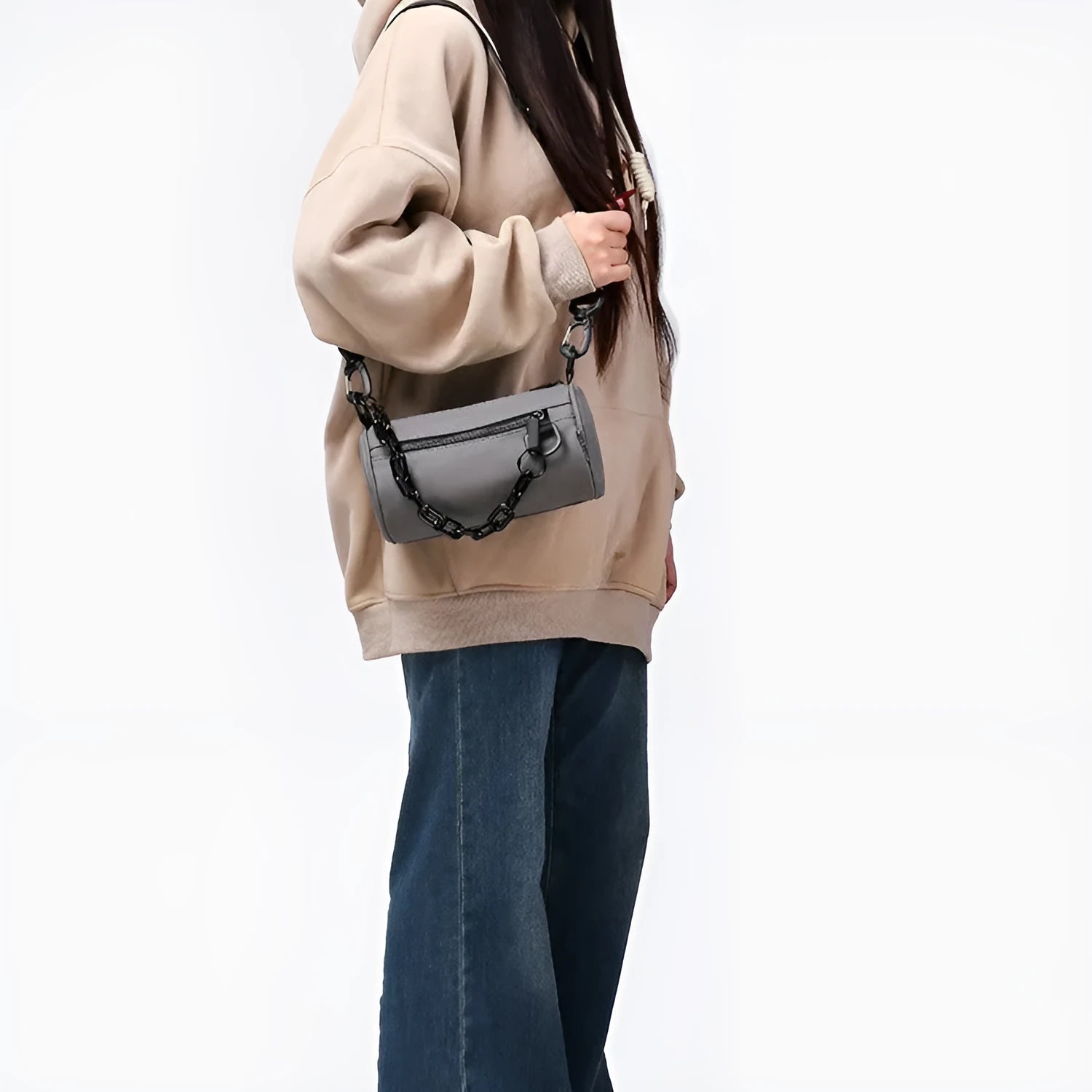 Waterproof Oxford cloth messenger crossbody bag with chain decoration in black, orange or grey colour
