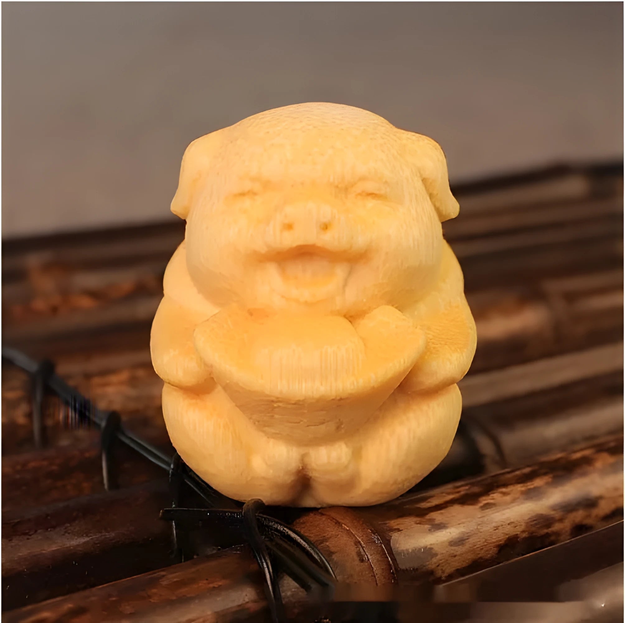 Handcrafted solid bamboo pig carving ornament with 4cm height and 3.5cm diameter dimensions