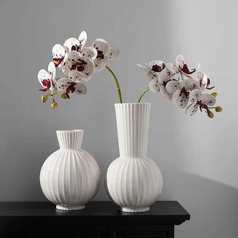 Ceramic ball vase with American country stripes and floral decoration for living room table