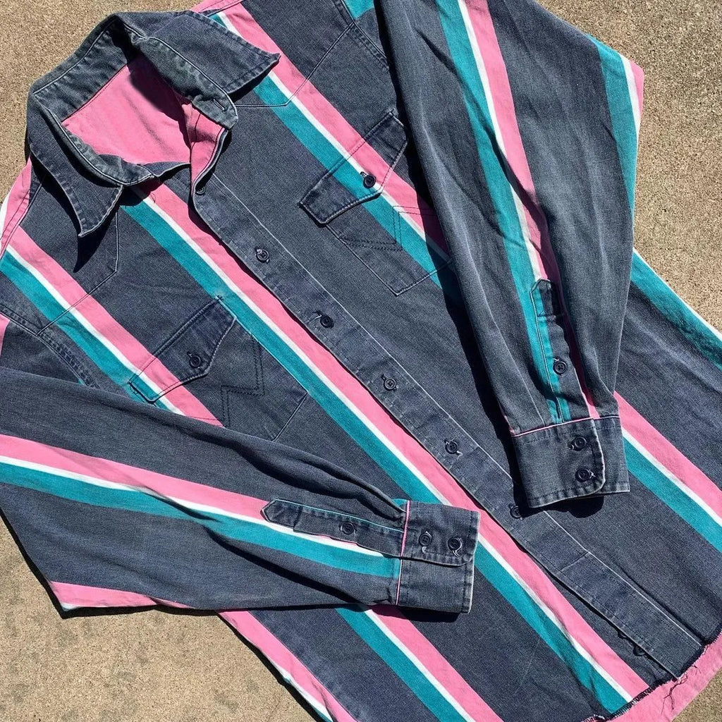 Men's retro striped loose fit cardigan shirt with long sleeves in a punk print design