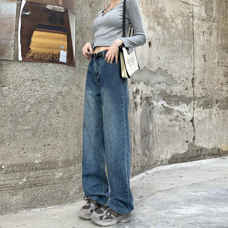 Women's high-waist straight leg jeans in retro blue cotton denim