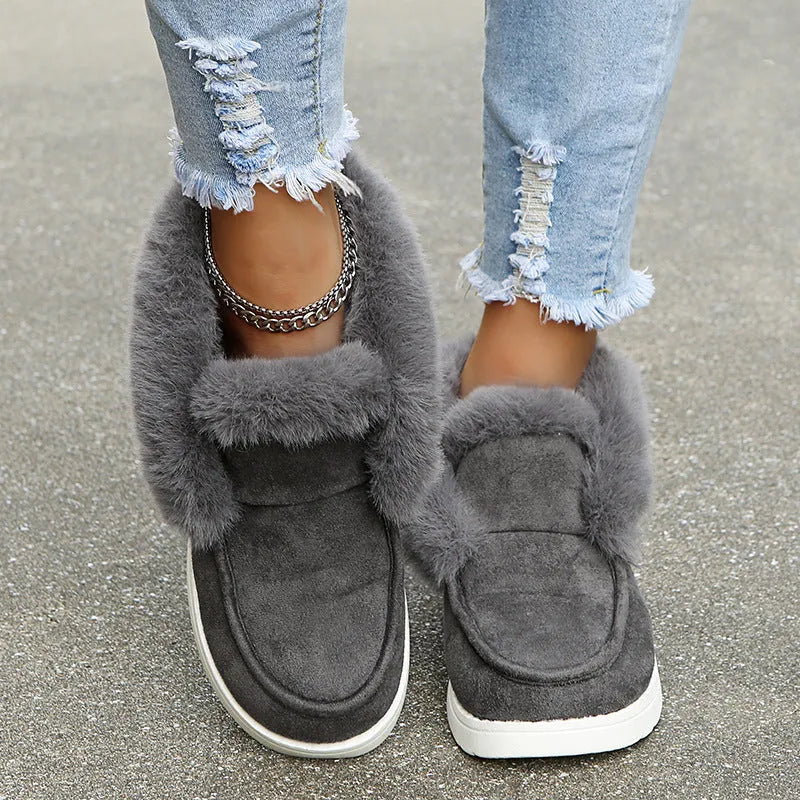 Women's snow boots ankle boots suede upper plush fur lining black colour low heel round toe