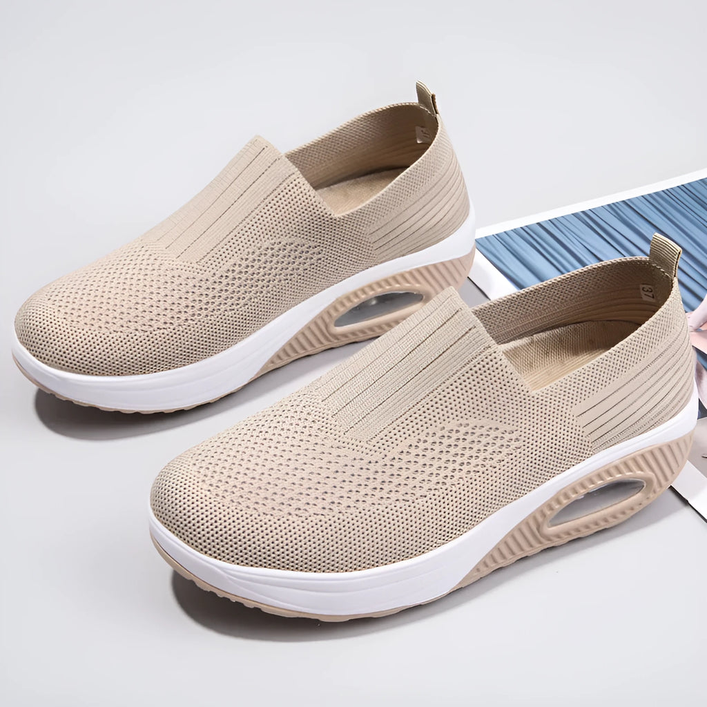 Women's air cushion sports shoe with flying woven mesh upper, non-slip EVA sole and 3-5cm mid heel
