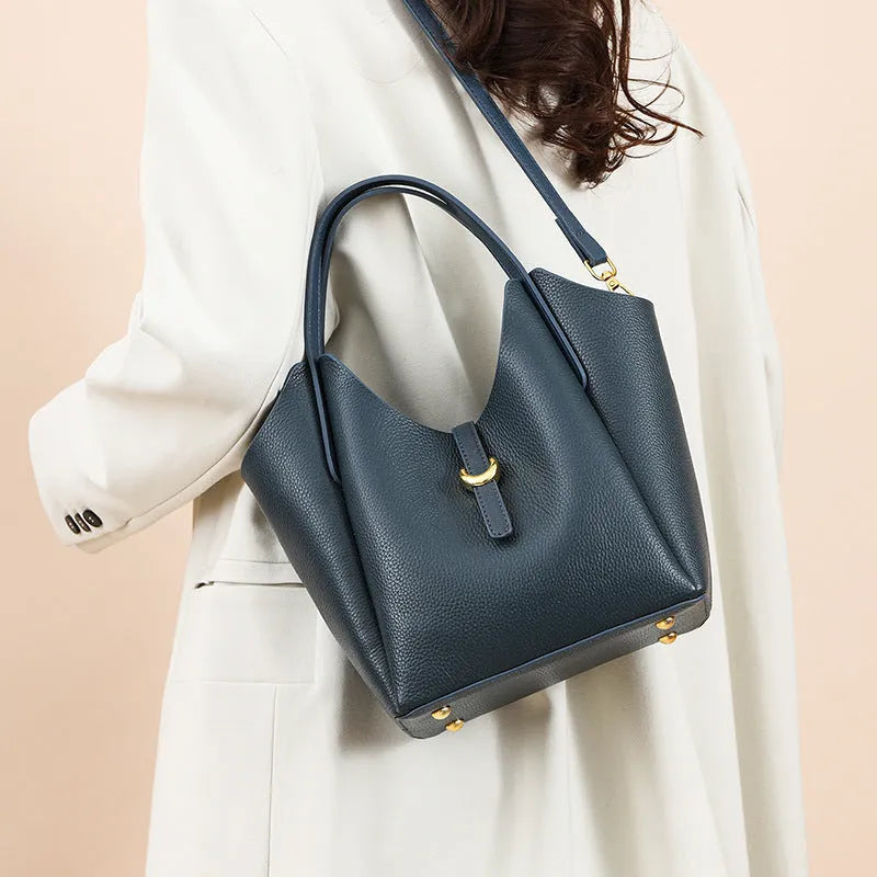 Genuine leather women's large capacity hand holding bucket bag in European retro style