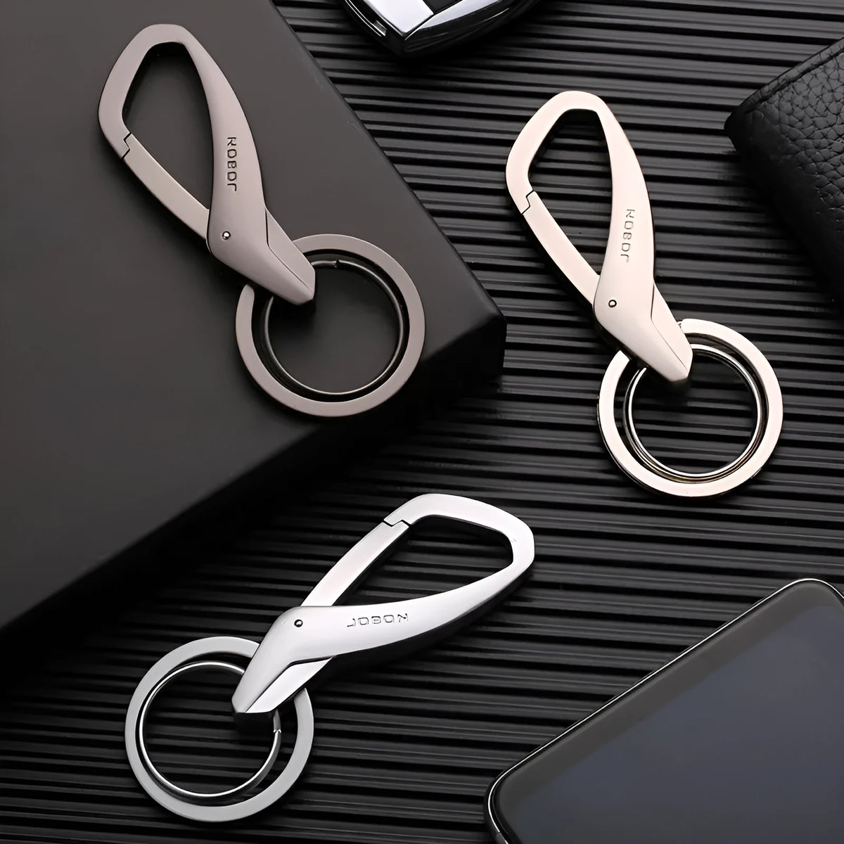 Zinc alloy car key waist hanging double ring holder in black on a belt loop
