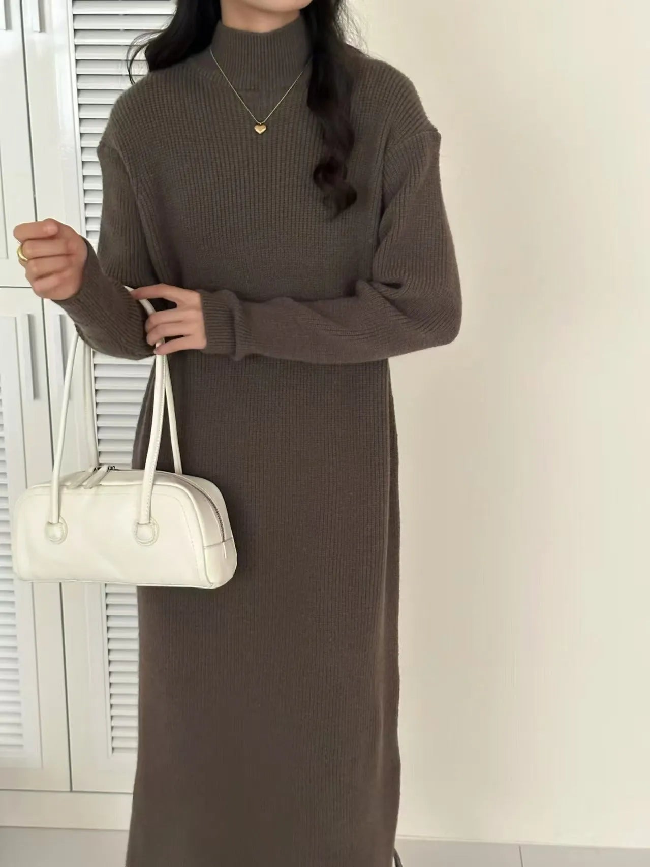 Acrylic half turtleneck knit dress in knee-length high-waist silhouette for work