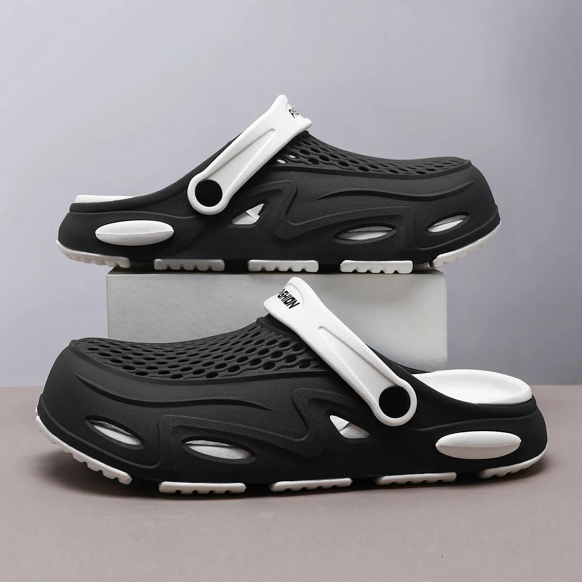 Men's grey closed toe beach slippers with non-slip sole and round toe design