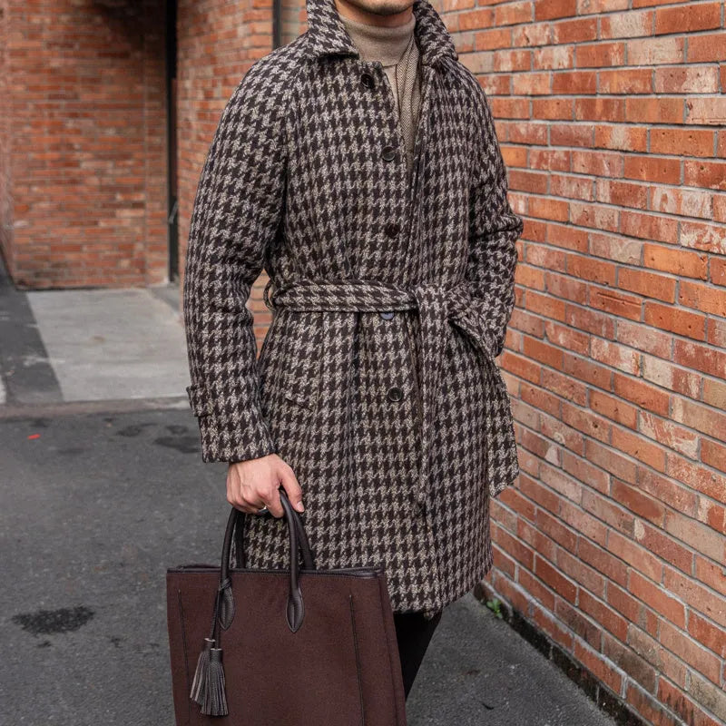 Houndstooth men's warm mid-length jacket in coffee colour with single-breasted lapel and side seam pockets