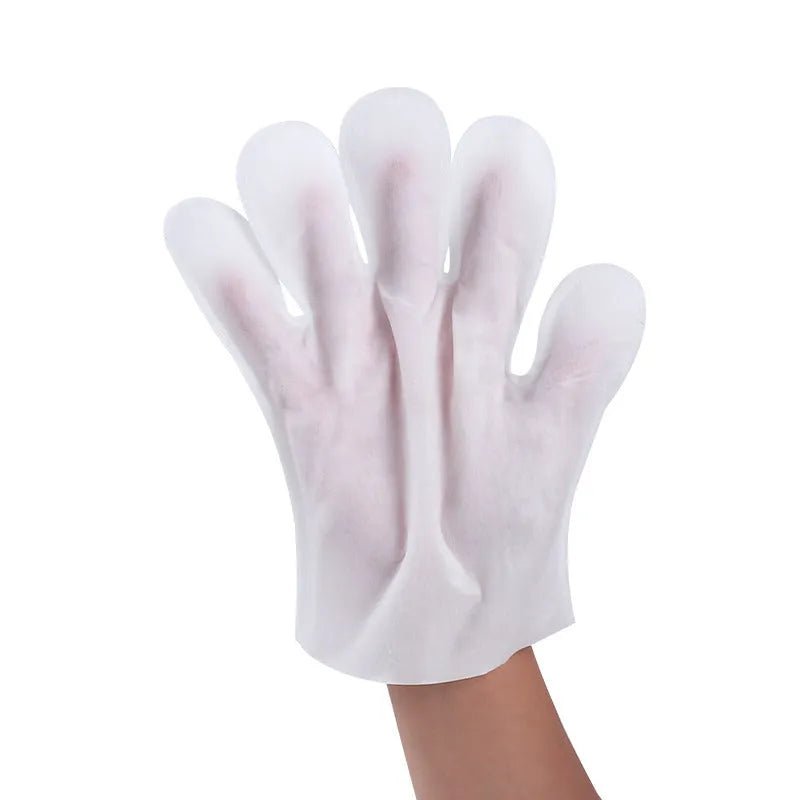 Disposable pet cleaning gloves with gentle formula for dogs and cats