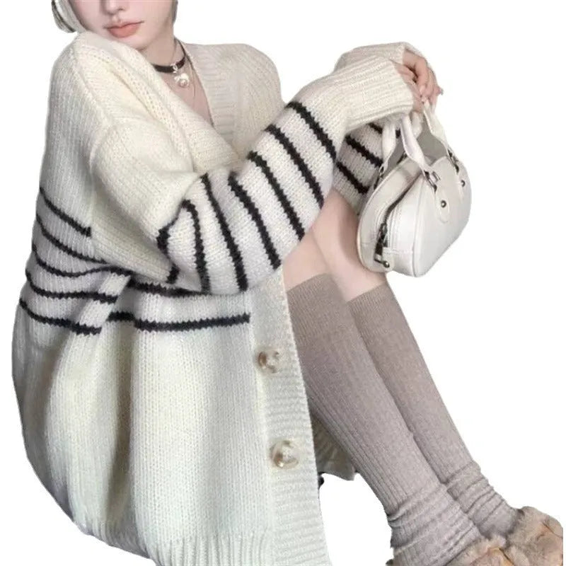Polyester collar button cardigan with 3D pattern in Japanese Korean casual style