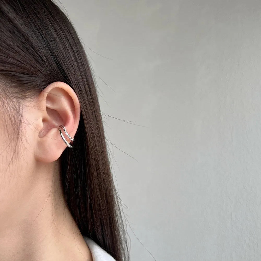 S925 sterling silver U-shaped ear clip with platinum electroplated finish and double layer geometric design