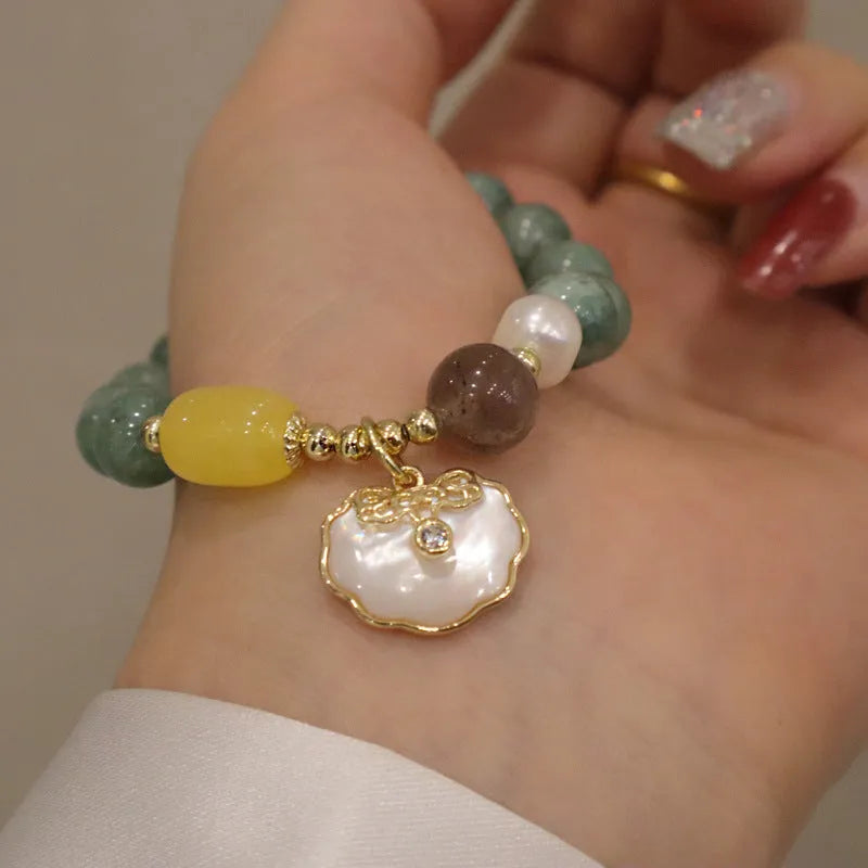 Green jade bracelet with shell motif for women, natural stone casual jewellery