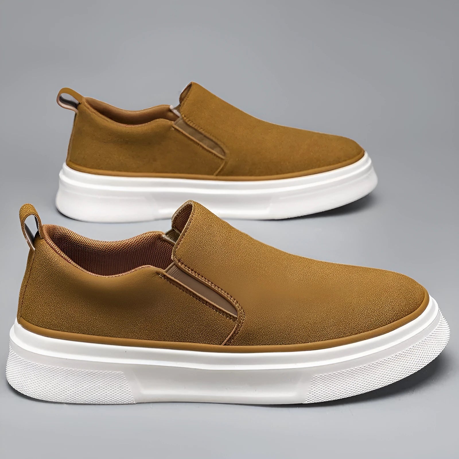 Men's casual cowhide leather shoes in light gray with round toe and foam rubber sole